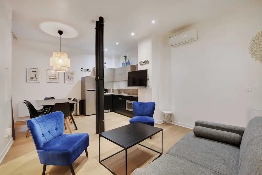 Elegant Apartment - 2bd/6p - Hotel de Ville - Photo 1