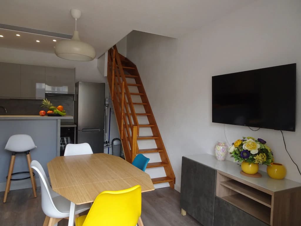 Charming maisonette in duplex, 400 m from the beach - Photo 2