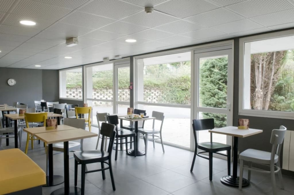 Premiere Classe Saint Quentin - Miniature 8