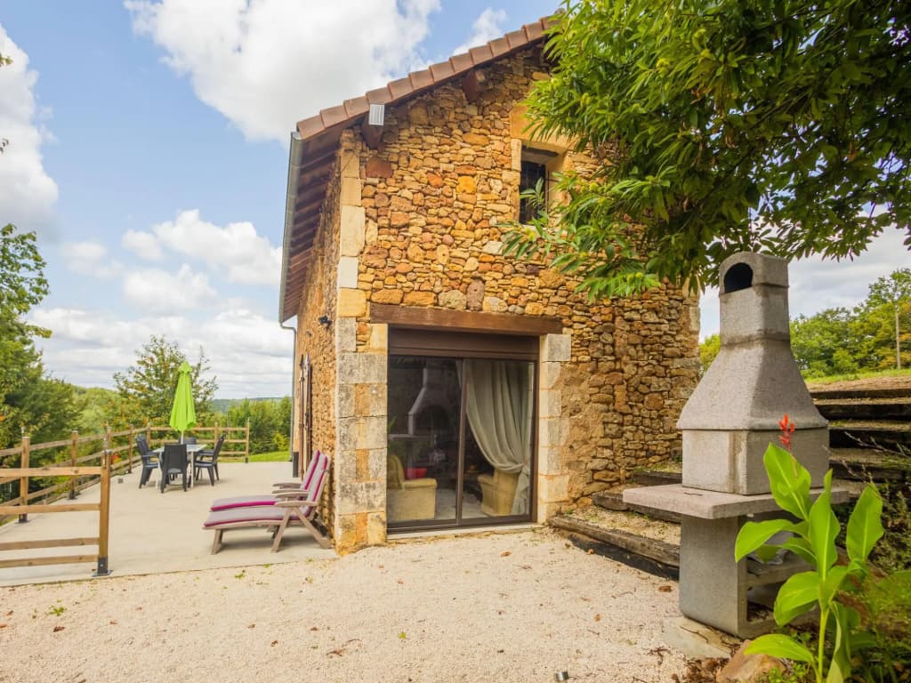 Stone holiday home in Saint Cernin de l Herm with pool - Photo 4