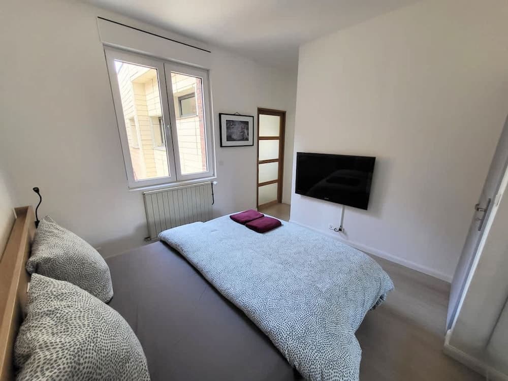 Maison Proches des Places Avec Stationnement - Photo 2