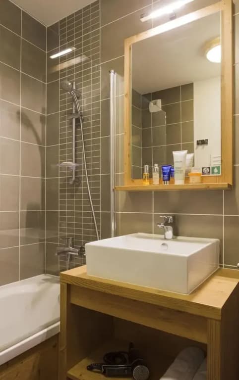 Apartment in Les Menuires With Spa Access - Miniature 8
