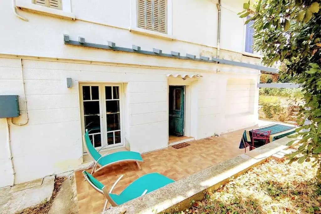 Maison de charme à 200 bord de mer, terrasse, jardin- Lesclesdenicole - Miniature 8
