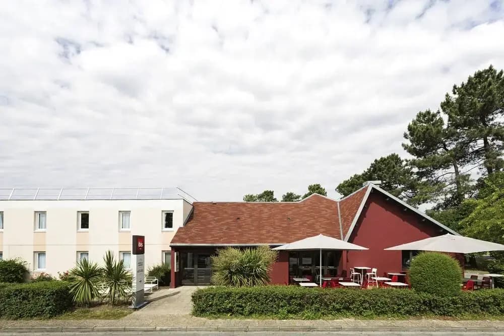 B&B Hotel Bordeaux Mérignac Cadera Aéroport - Photo 1