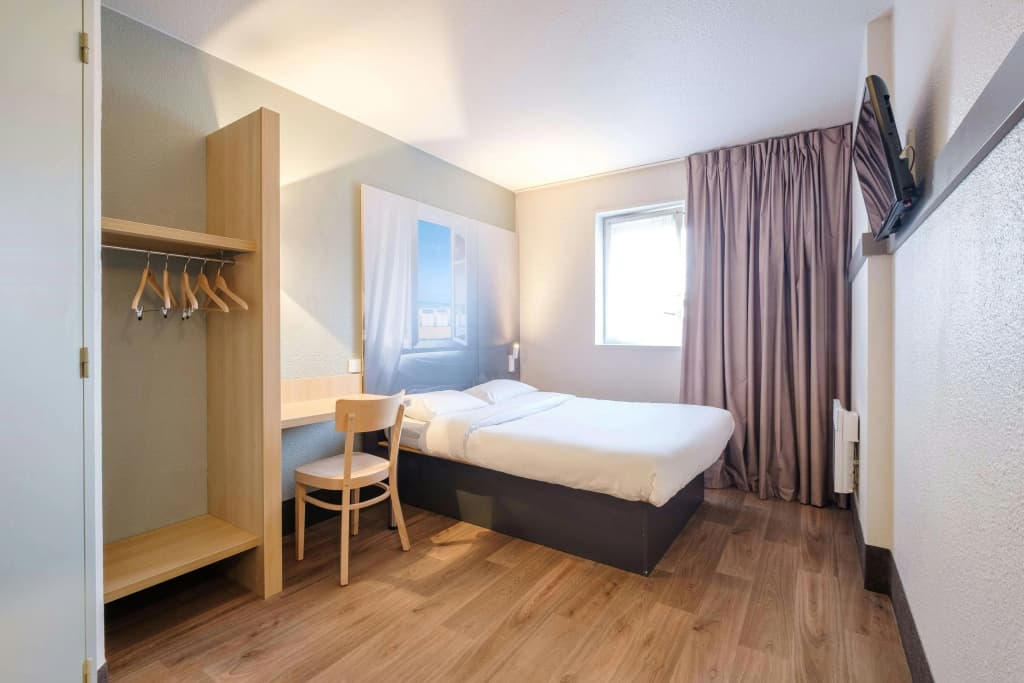 B&B HOTEL Calais Centre Saint-Pierre - Photo 5