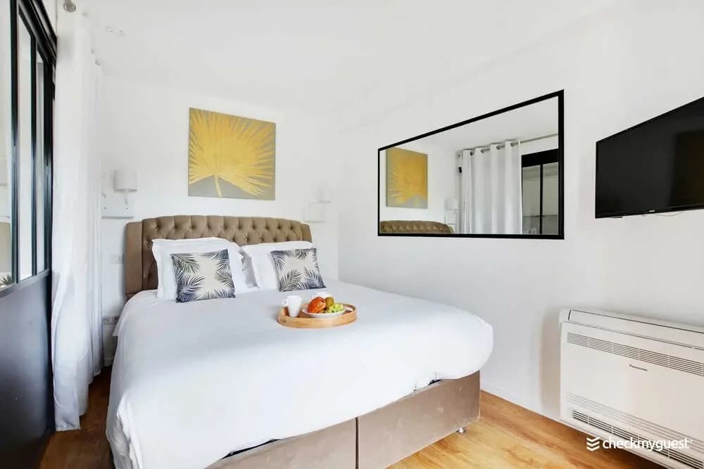 Comfortable Apartment - 1br/4p - Sacre Coeur - Photo 1
