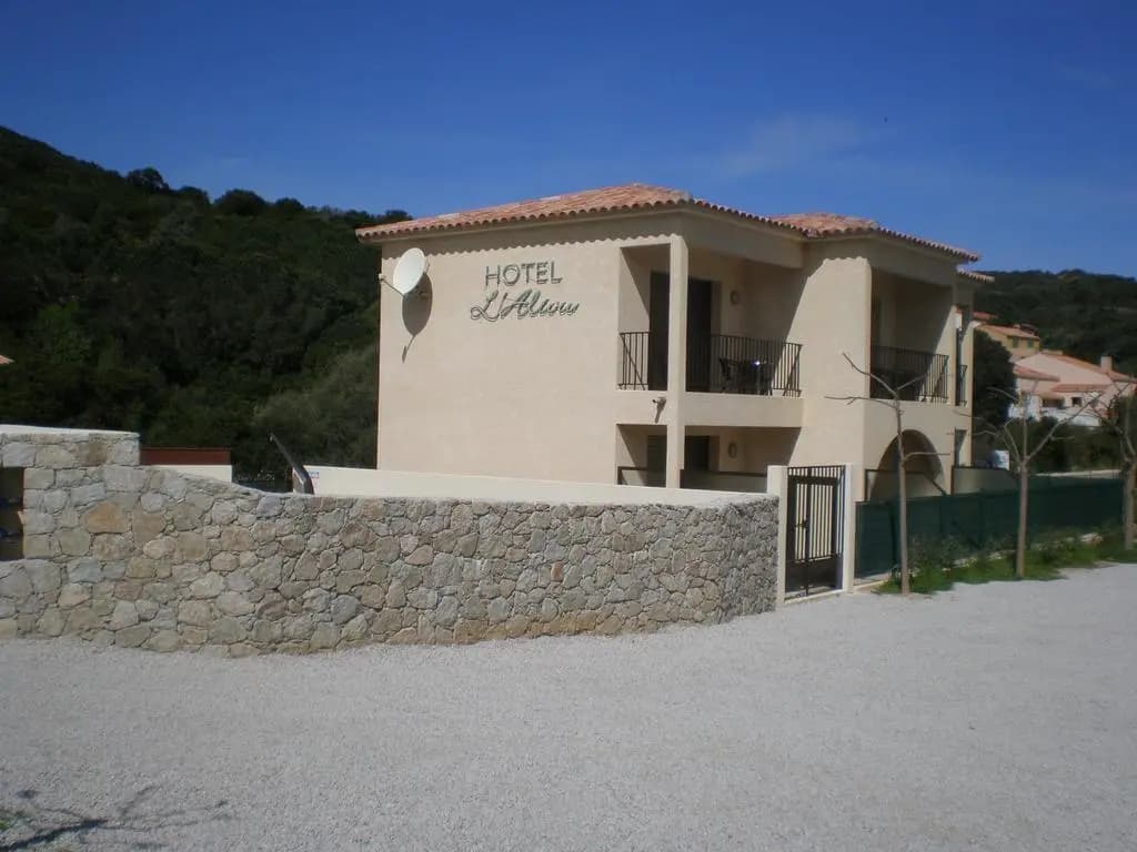 Hôtel l'Alivu - Photo 1