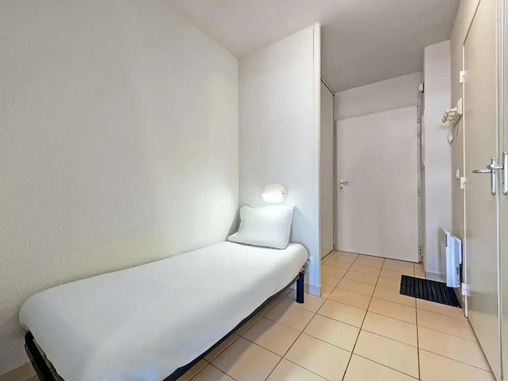 Apartment in France With Stunning Sea View - Miniature 6