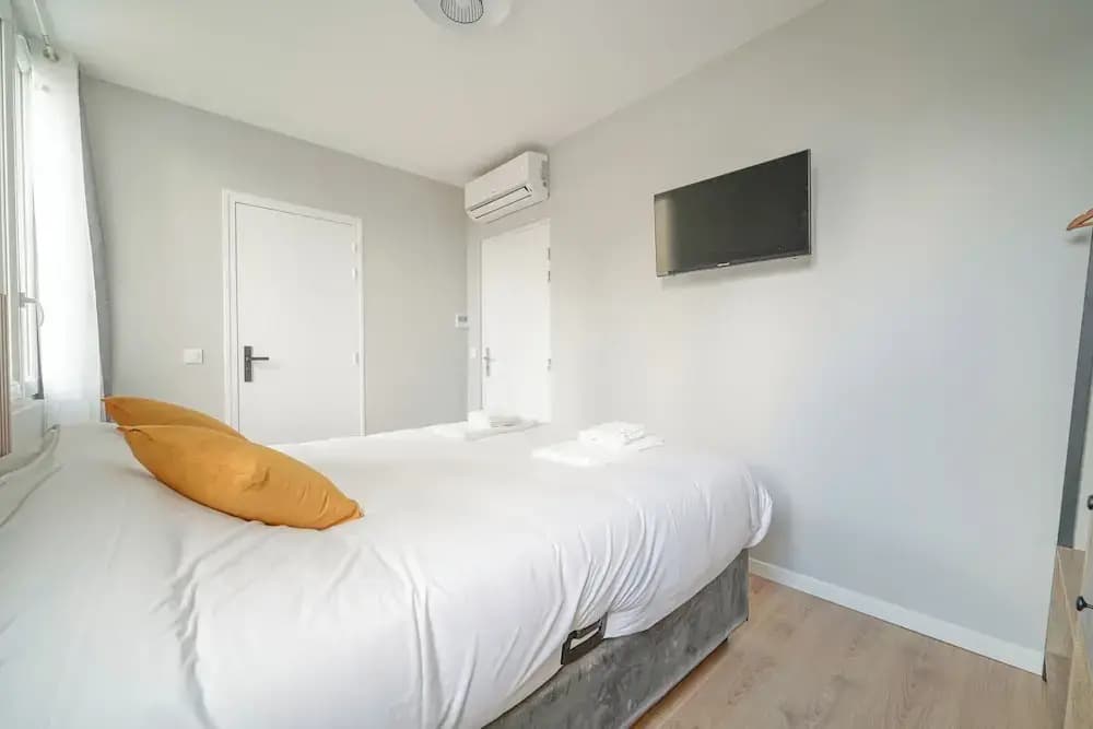 Hôtel Trianon Saint Ouen - Photo 2
