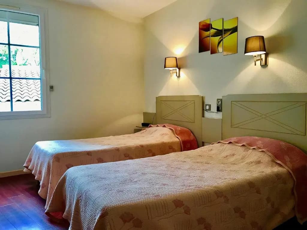 Hotel de la Montagne Noire - Photo 2