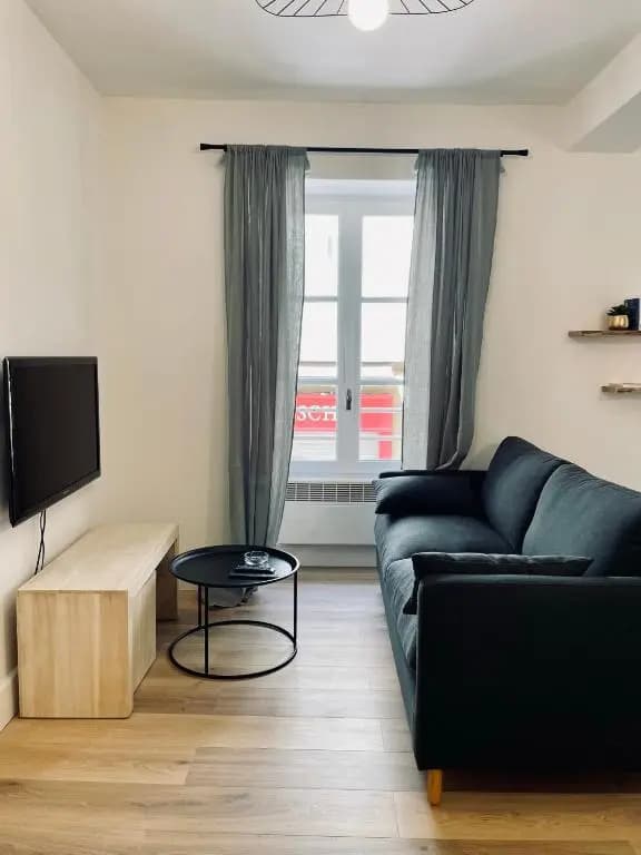 Superbe appartement T2 en plein centre d'Ajaccio, rue Fesch - Miniature 6