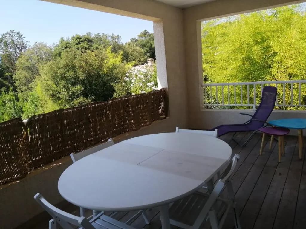 Superbe appartement en résidence calme - Miniature 7