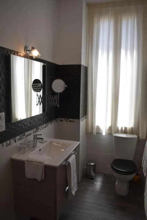 Hotel Henri IV - Photo 4
