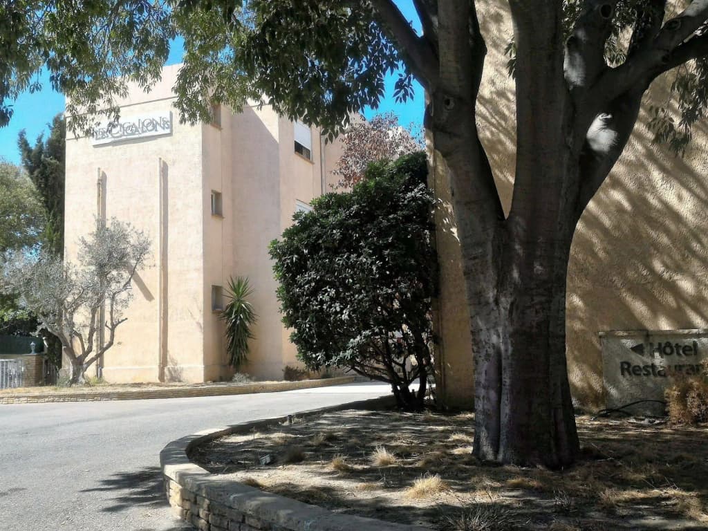 Hotel Les Cigalons - Photo 1