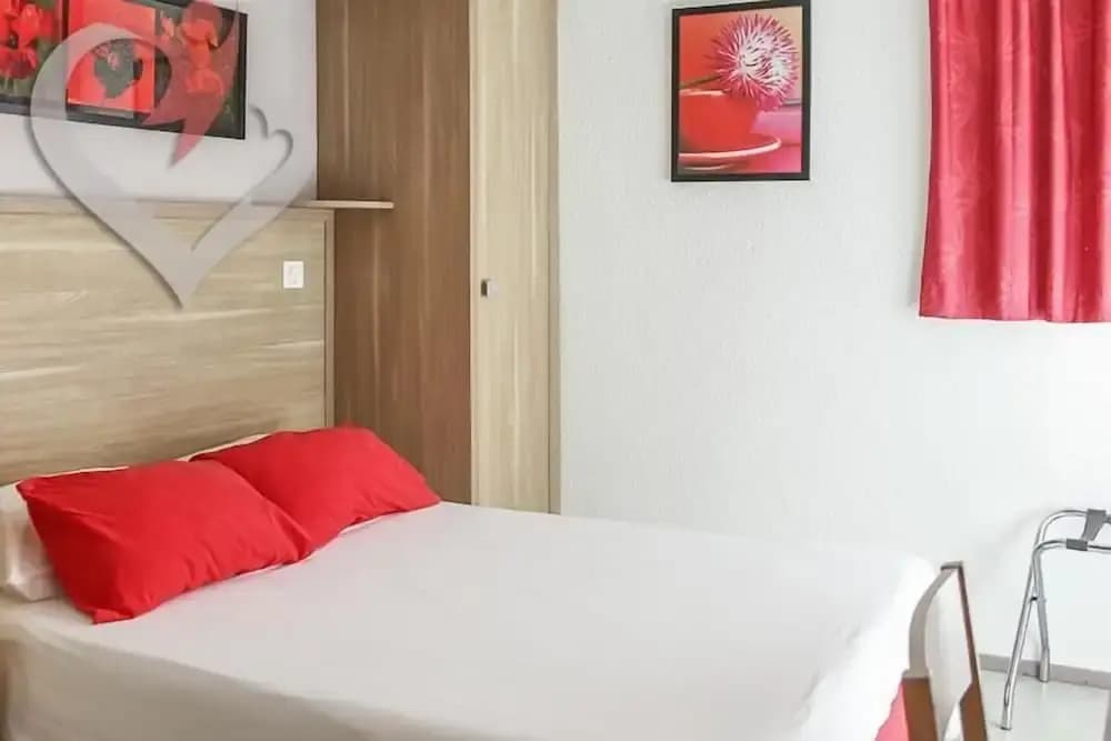 hôtel olympe - Photo 1