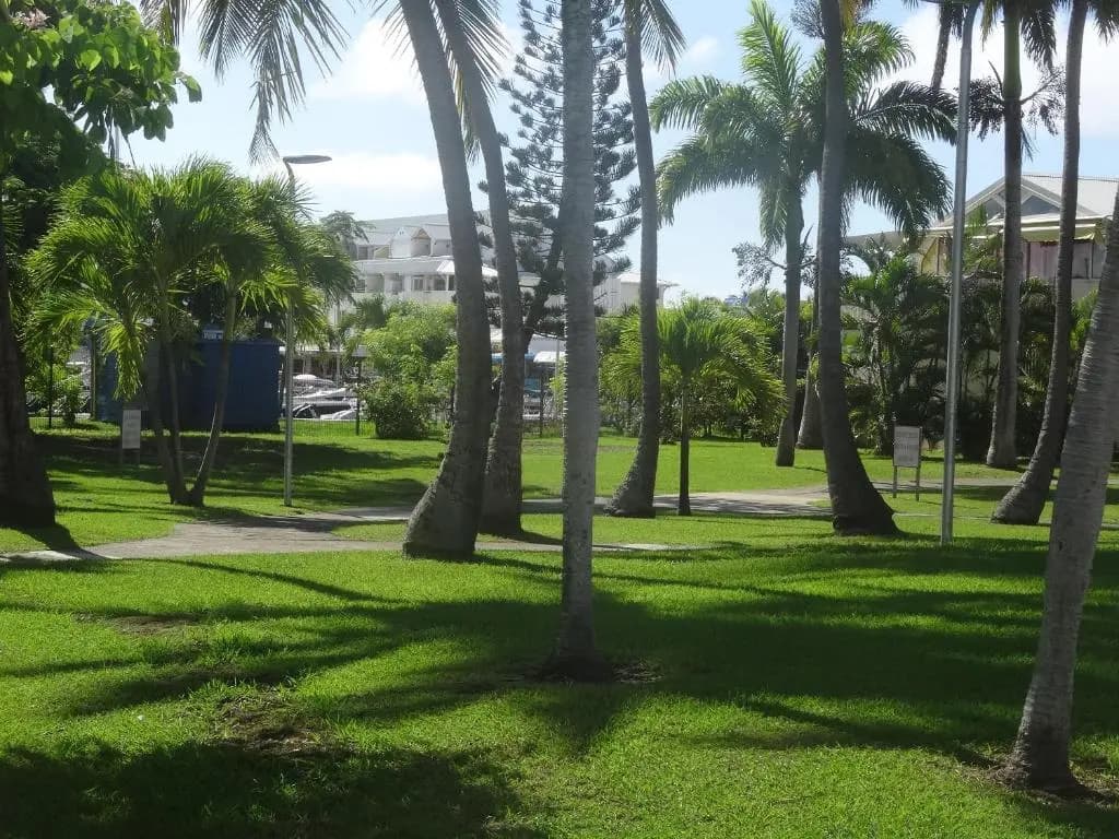 Marine location - Photo 2