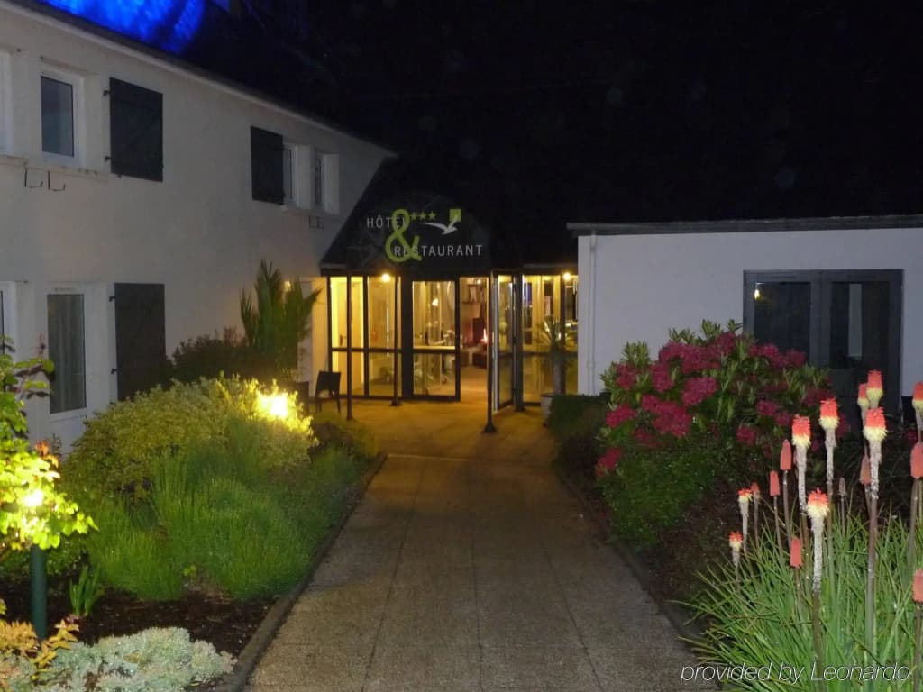 Hôtel Restaurant L’Eskemm *** St Brieuc-Trégueux - Photo 1