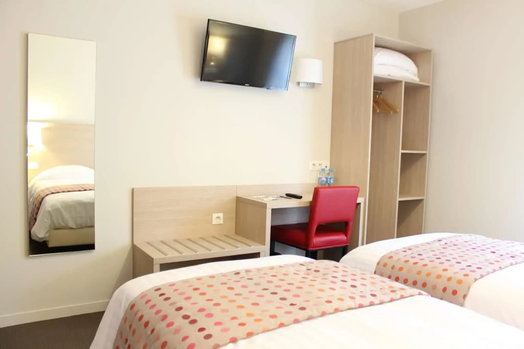 Brit Hotel Brive - Miniature 6