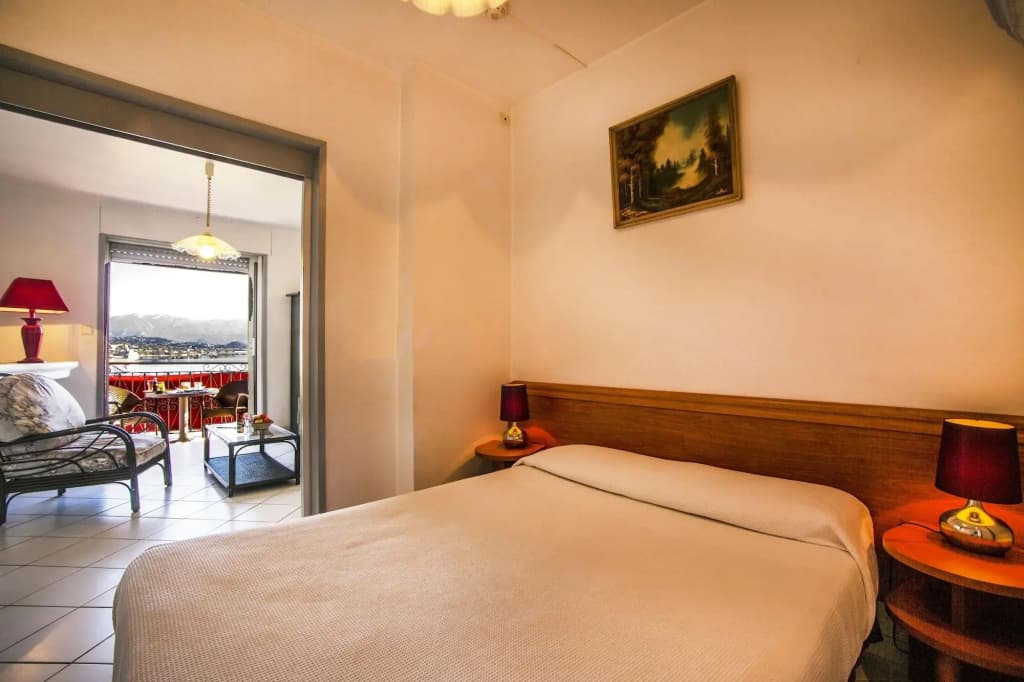 Le Dauphin Hotel - Miniature 7