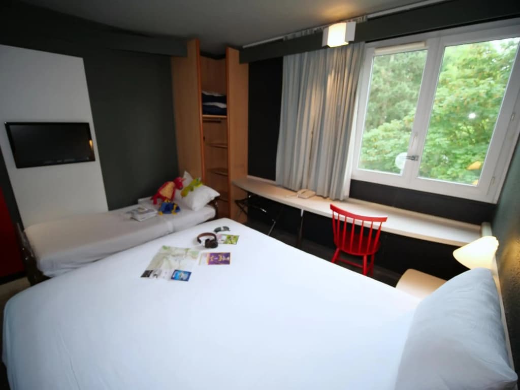 ibis Chartres Ouest Luce - Photo 3