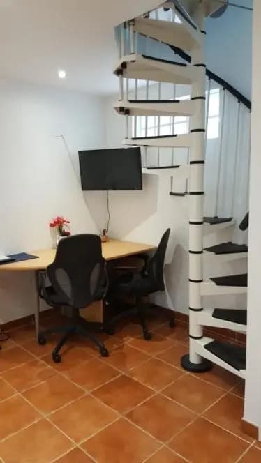 Près d'Evry, petite maison indépendante 1 ch 1 terrasse - Miniature 6
