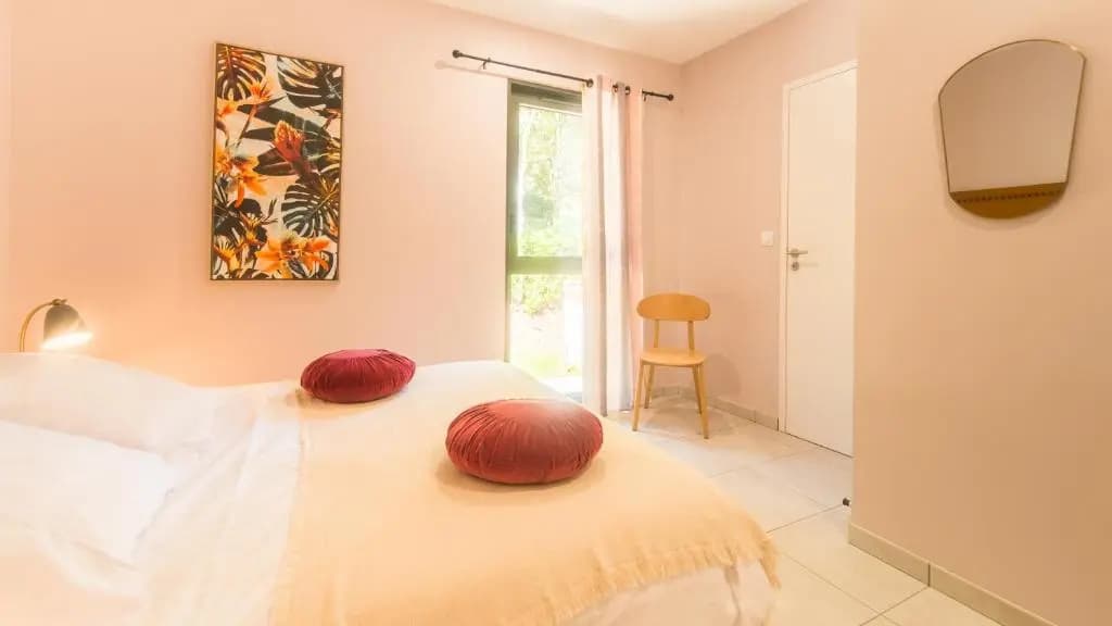 "Le Soleil Levant" avec balcon et parking privé, 2 adultes et 1 enfant - Photo 2