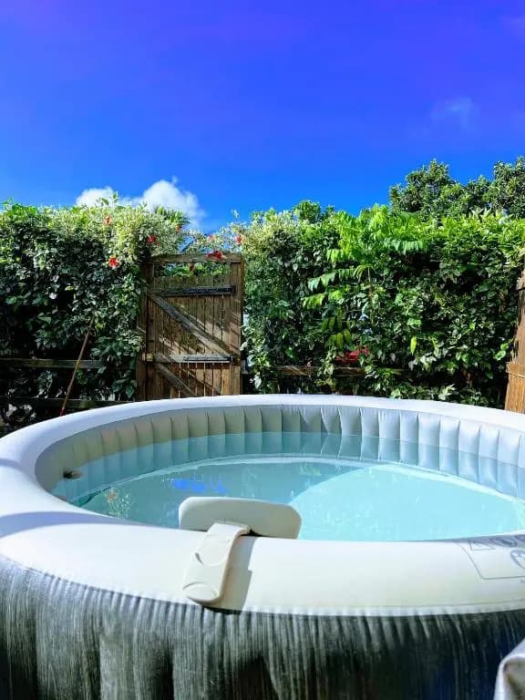 T2 paisible, jacuzzi, jardin - Photo 1