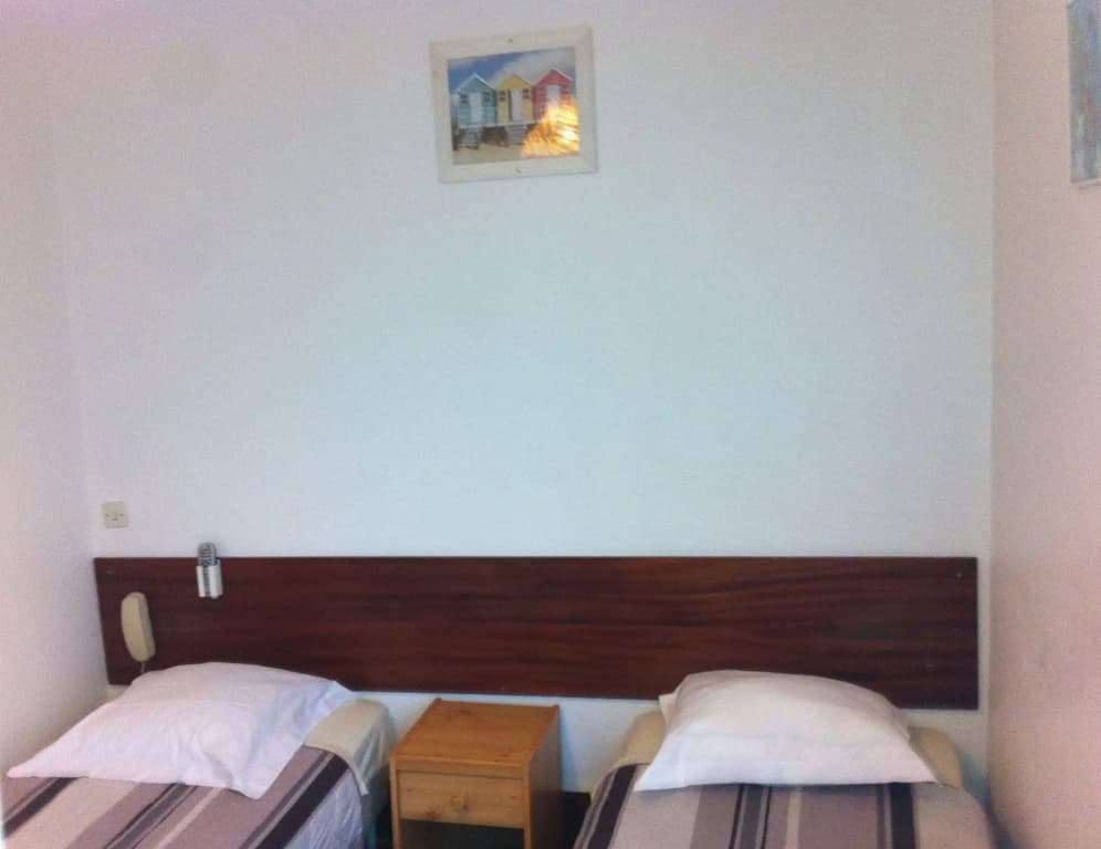Hotel Moderne - Photo 2