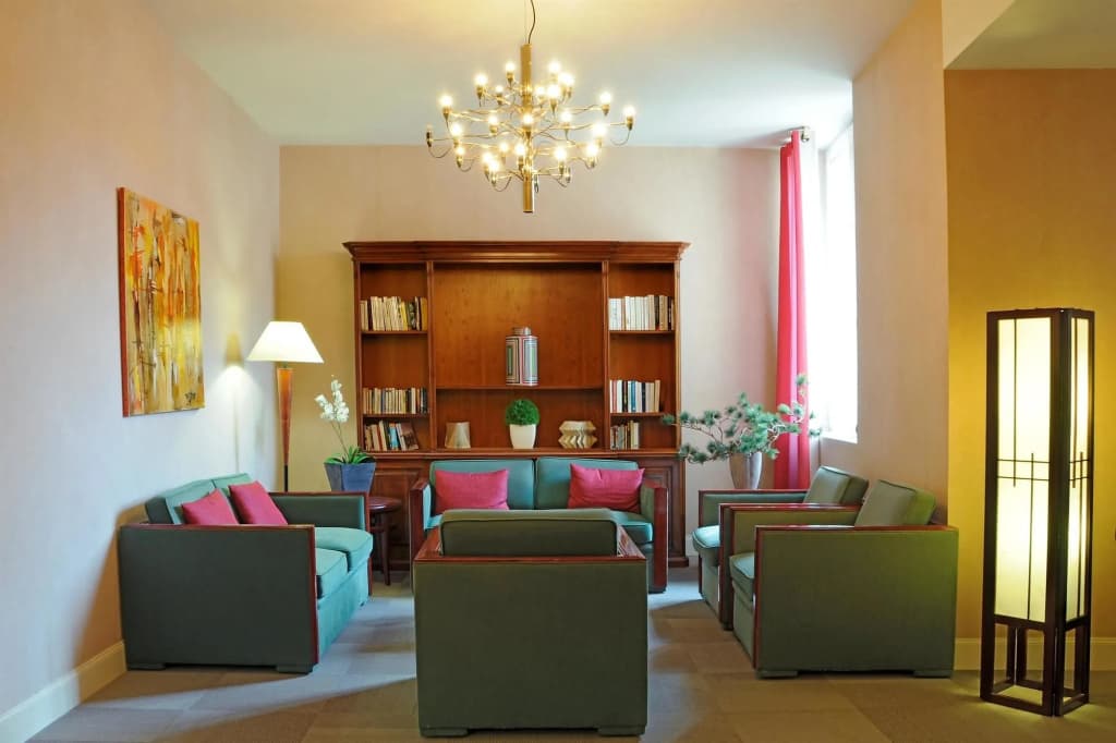 Best Western Plus Poitiers Centre Le Grand Hotel - Photo 2