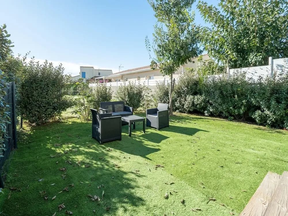 Peaceful Villa in Serignan - Photo 3