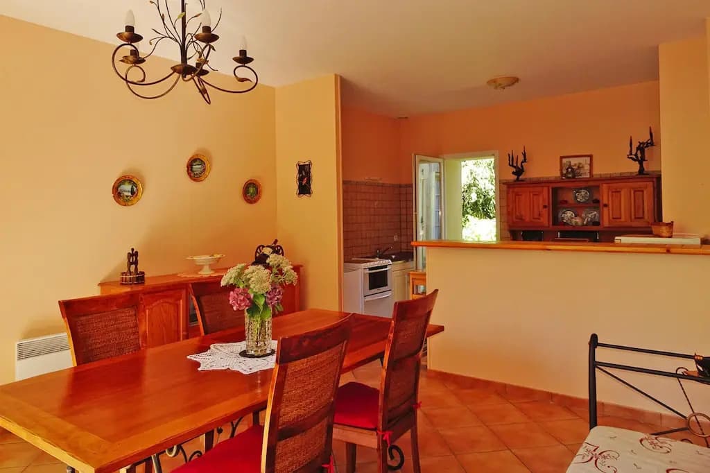 Semi-detached House on a Vineyard, Talais - Photo 3