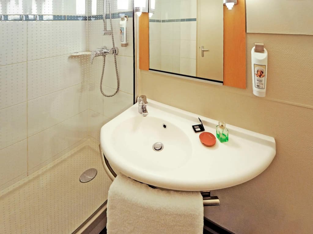 ibis Maisons Laffitte - Miniature 7