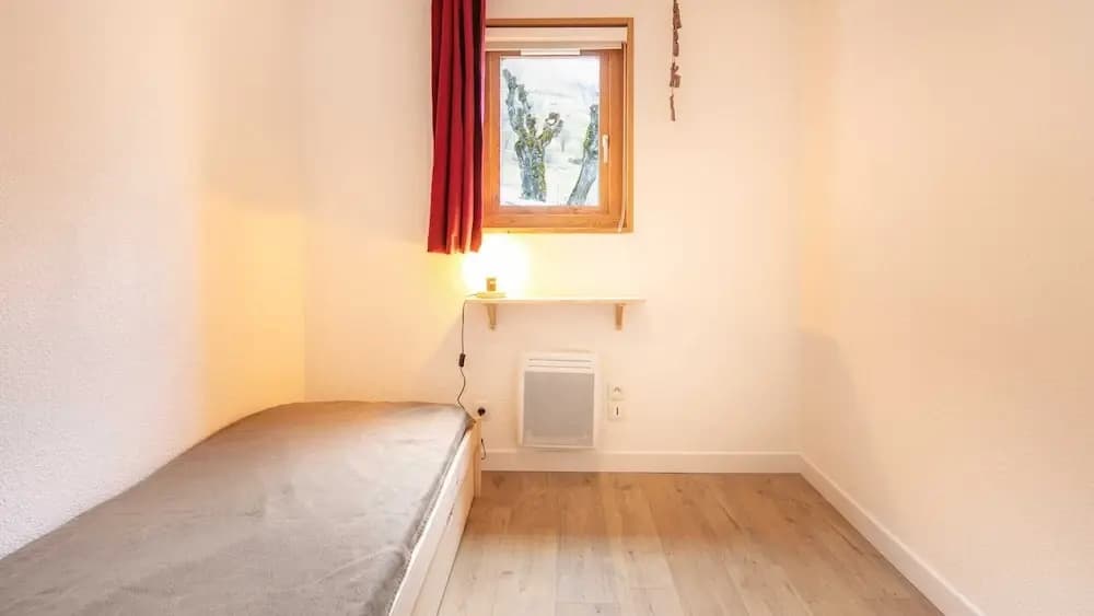 Apartment in Saint-sorlin-d'arves - Photo 2