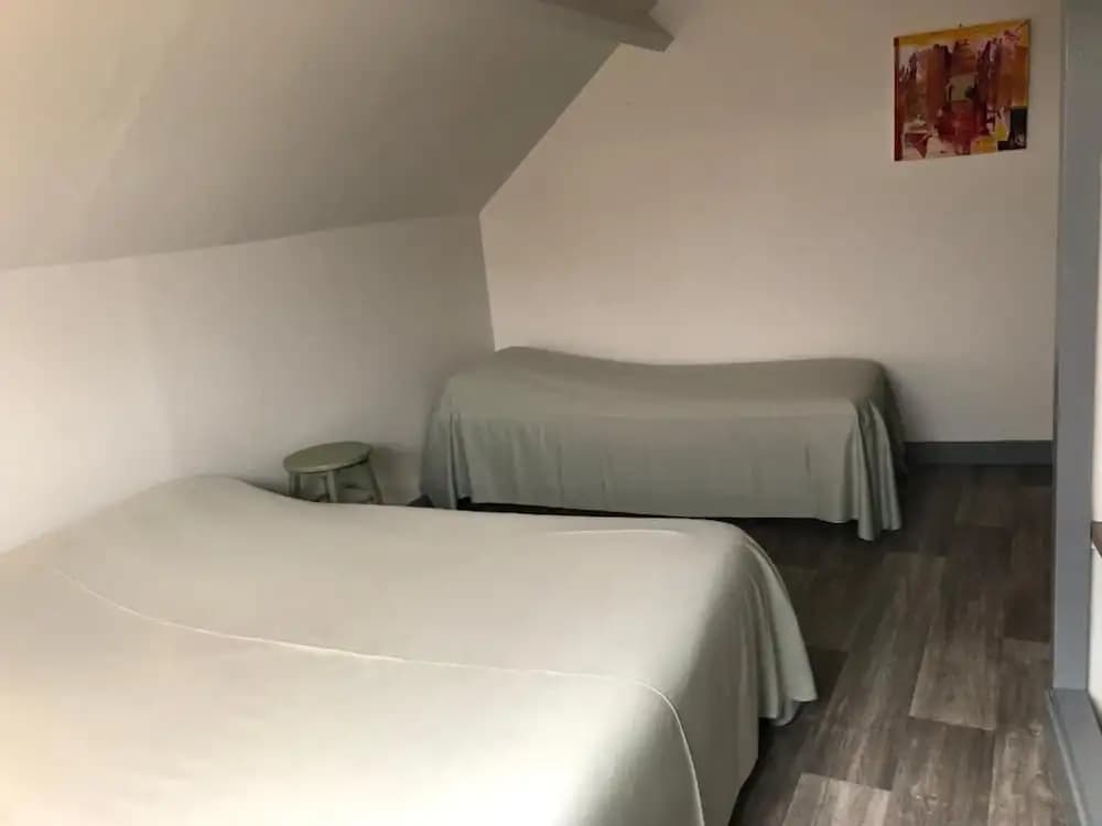 Hotel De La Mare - Miniature 7