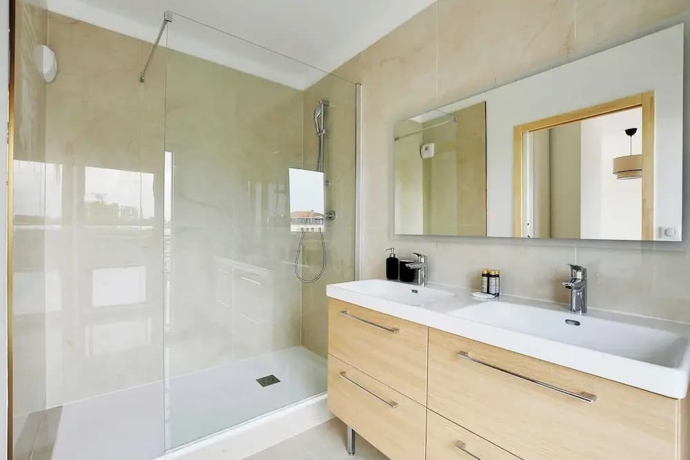 Chic Duplex With Rooftop -3bd/6p- Nogent-sur-marne - Miniature 8