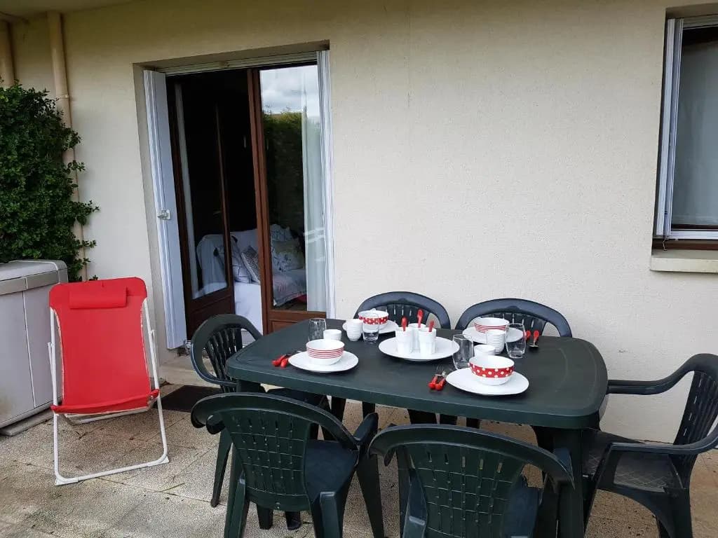 Appartement 2 pièces rez-de-jardin à 2 pas de la plage et de la thalasso - Miniature 7