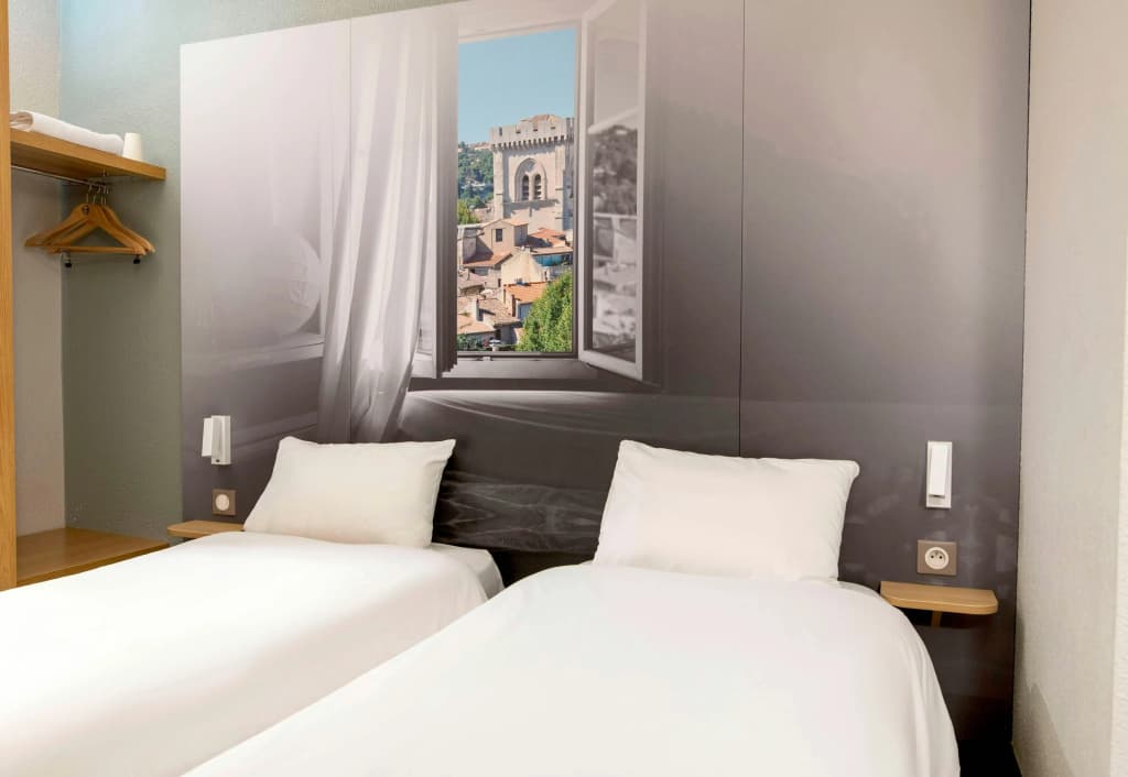 B&B HOTEL Avignon (2) - Miniature 7
