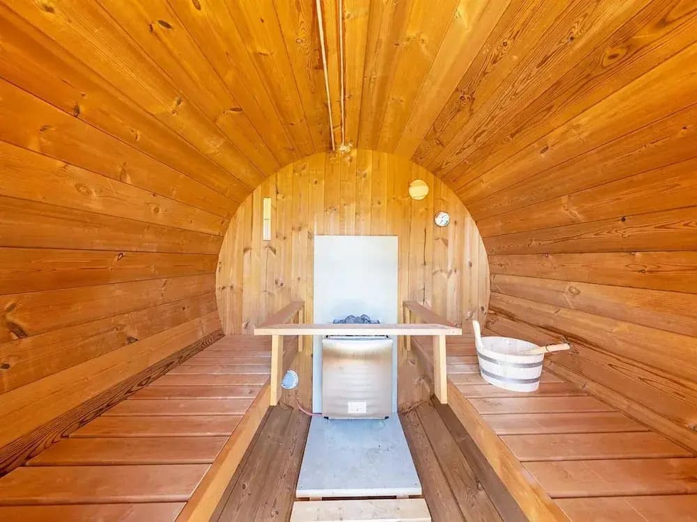 Chalet in Moulin With Sauna & Stunning Views - Miniature 7