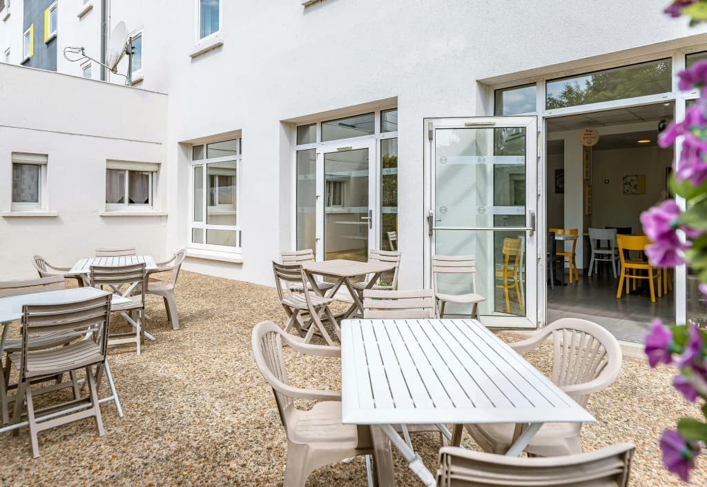 B&B HOTEL Tours Parc Expo St Avertin - Miniature 8