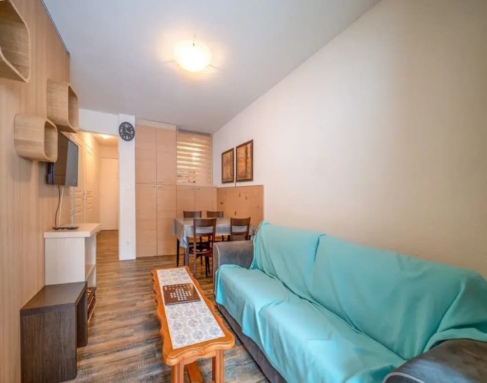 Apartment in France With Ski Slope Access - Photo 4