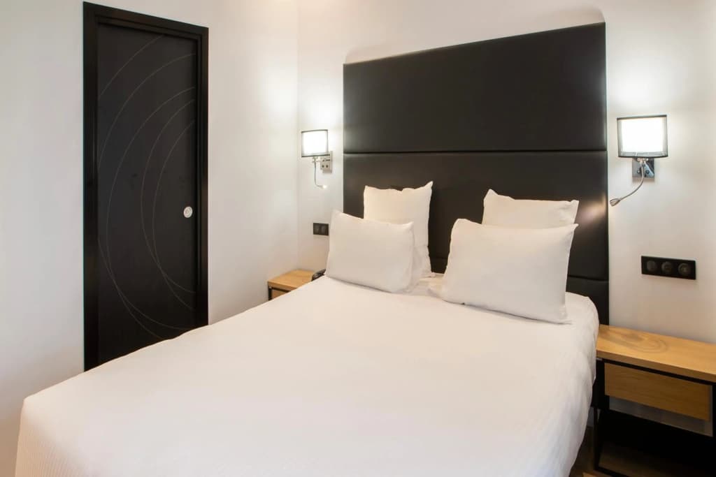 Hôtel Saint Georges - Photo 5