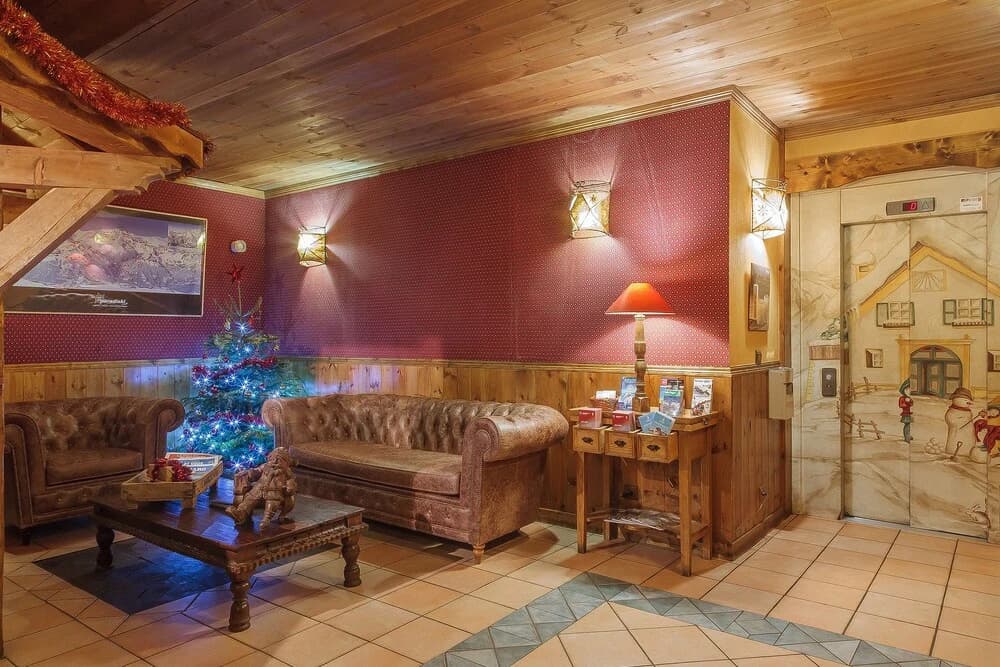 Hotel Les Balcons Village - Photo 2