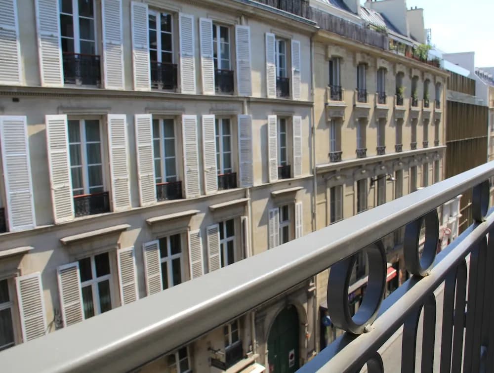 FINESTATE Coliving Champs-Elysées - Photo 1