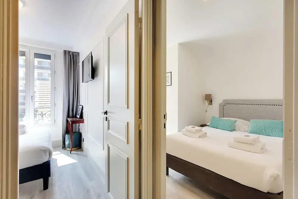 Modern Apartment With Balcony - 2br/6p- Roquette - Photo 2