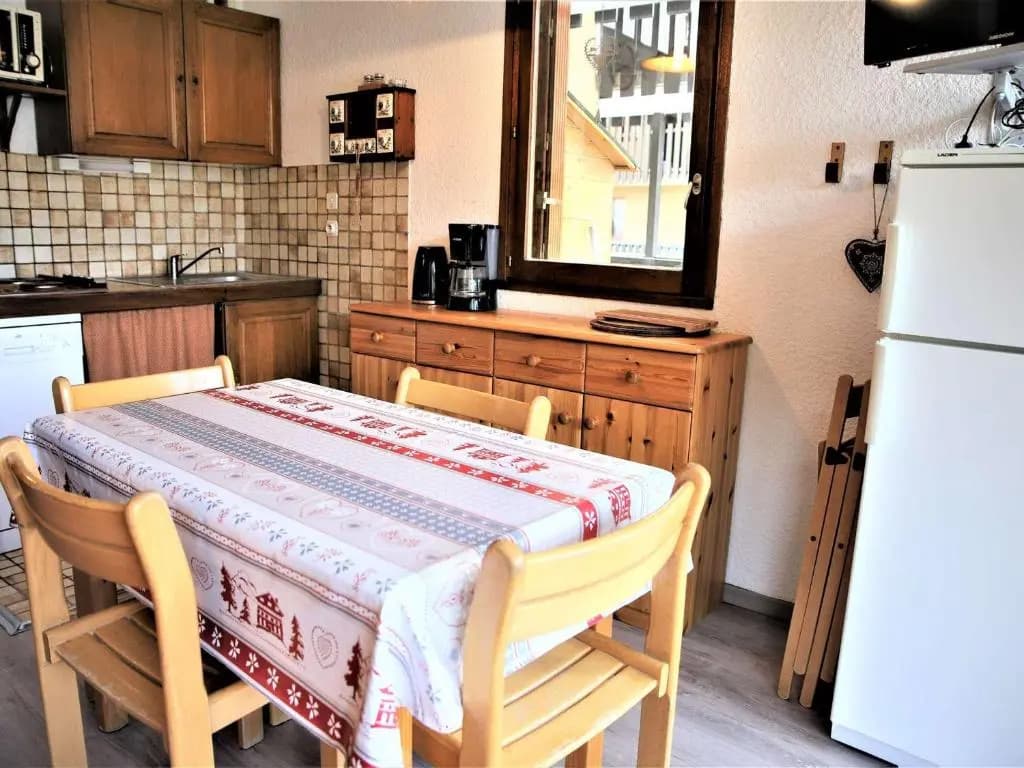 Appartement Auris, 2 pièces, 4 personnes - FR-1-297-75 - Miniature 8