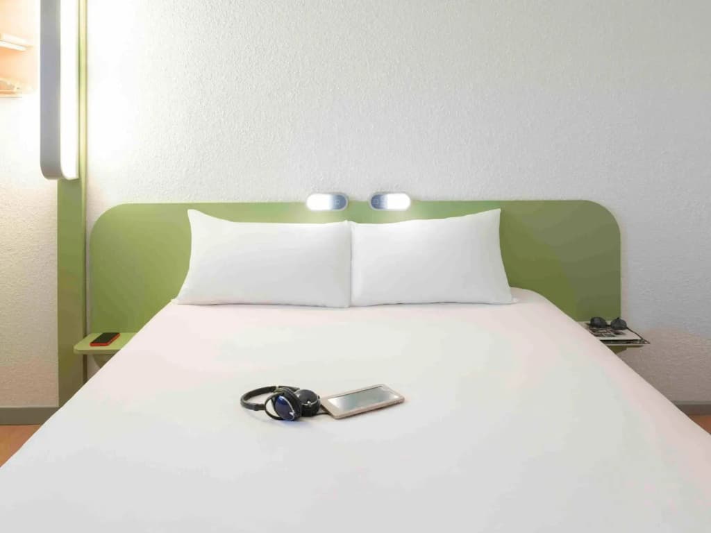 ibis budget Fontainebleau Avon - Miniature 6