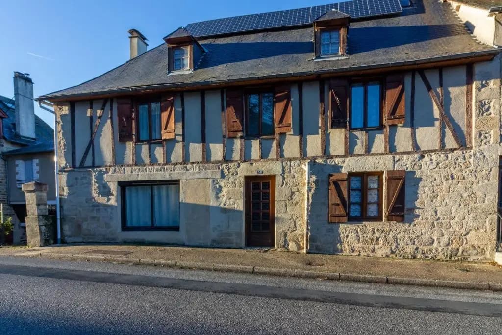 Maison de 4 chambres avec jardin amenage et wifi a Treignac - Photo 1