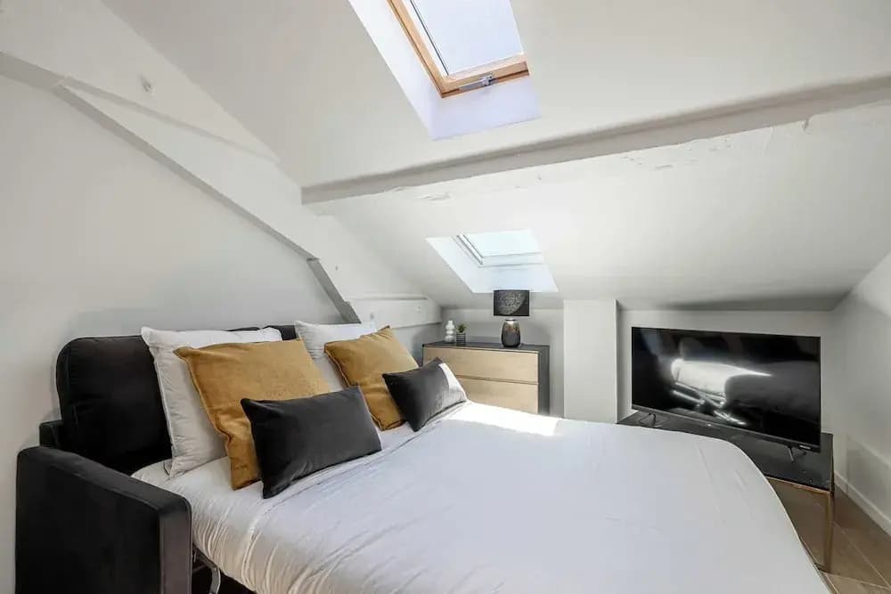 Cozy Apartment - Bright Skylight - Cannes Center - Photo 2