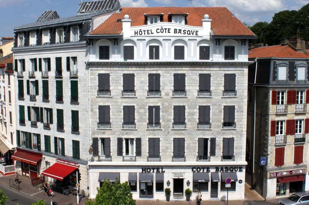 Hôtel Côte Basque - Photo 1