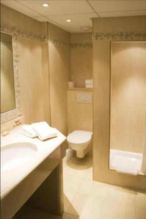Hotel le Rocher - Miniature 6